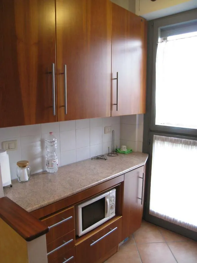 Bilocale Dotato Di Ogni Comfort Apartment Milan Italy